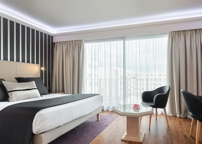Hôtel Charlemagne by Happyculture